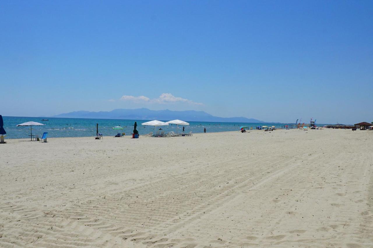 Villa Dolphins House Paralia Avdhiron Exterior foto