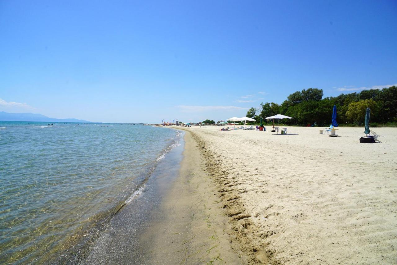 Villa Dolphins House Paralia Avdhiron Exterior foto